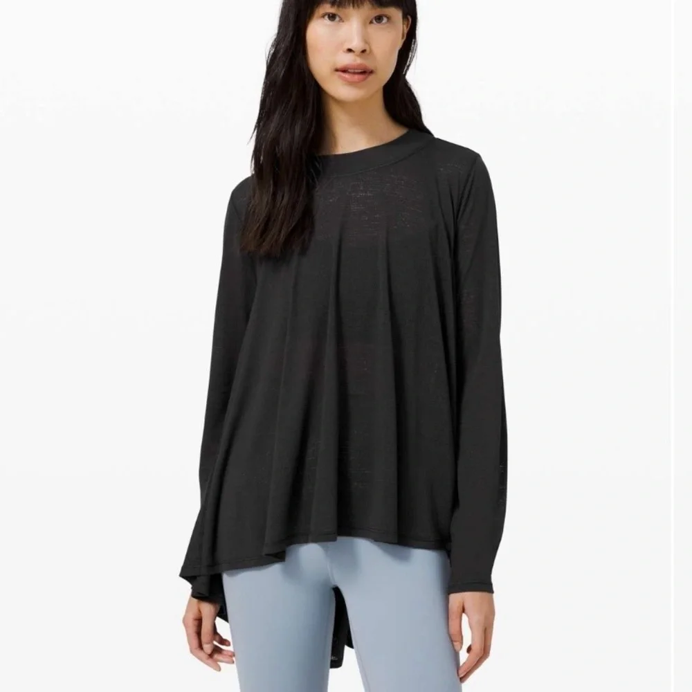 lululemon athletica excellent size